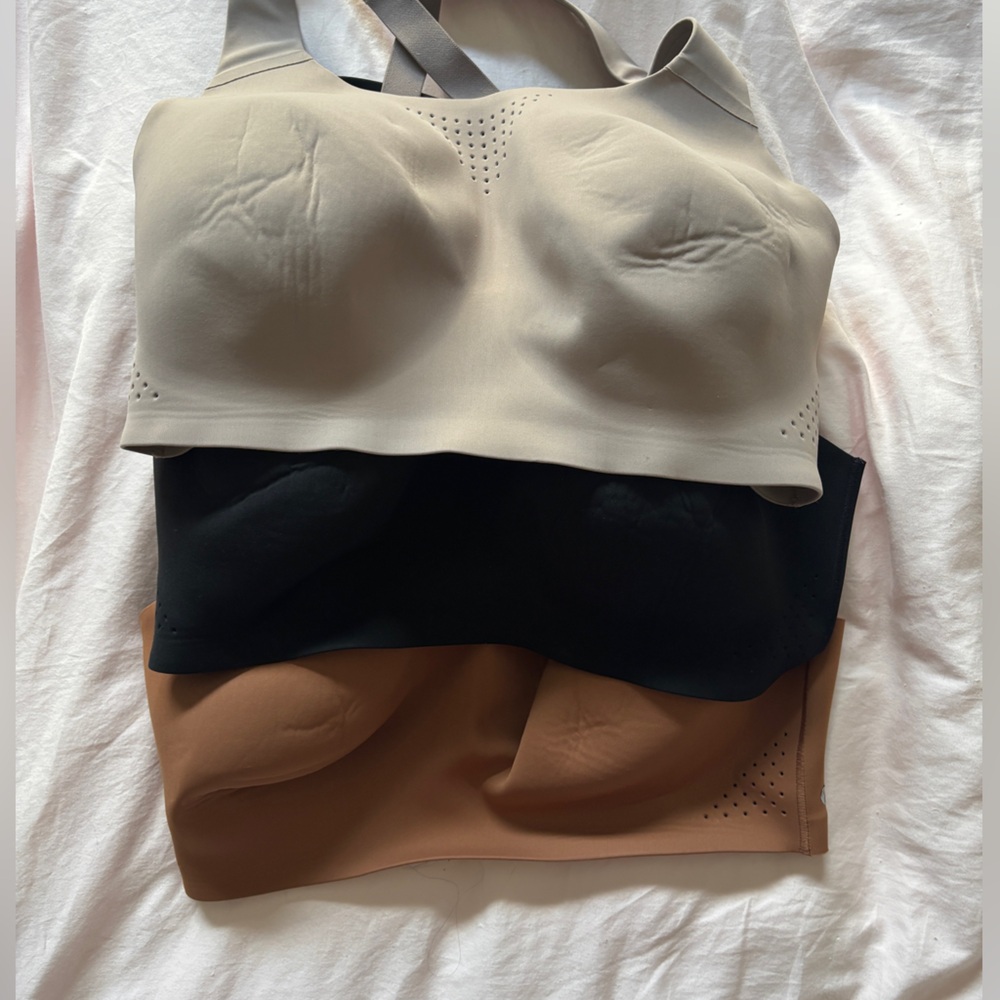 Sports Bra bundle (3)
 VSX Featherweight Max™